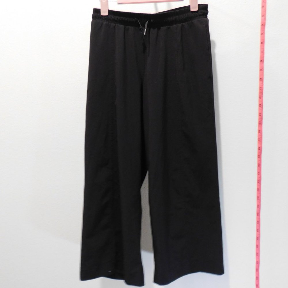 Ivivva Girls Lululemon Wide Leggings Sweats Running Gym - Girl's size 12, Black